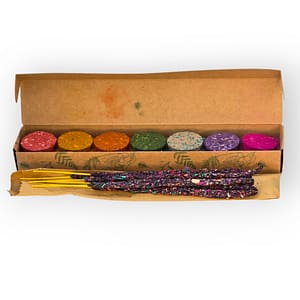 Set de bombas de defumación para los 7 chakras sobre fondo blanco, ritual completo de limpieza energética
