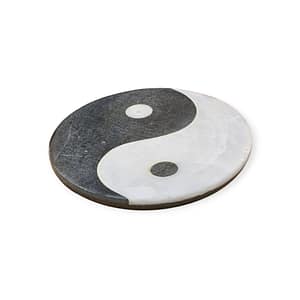 Incensario redondo de mármol con forma de Yin Yang, apto para varillas y conos de incienso, sobre fondo neutro